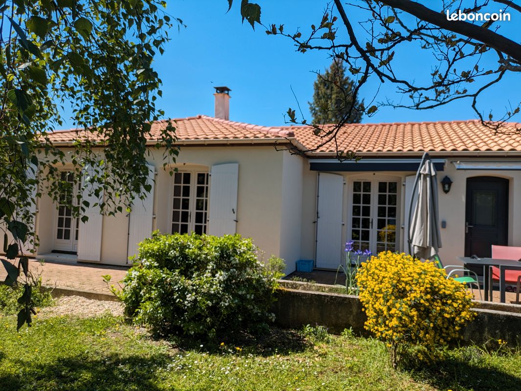Maison 5 pièces 120 m² · à Champniers · 120 m² · 369 000 €