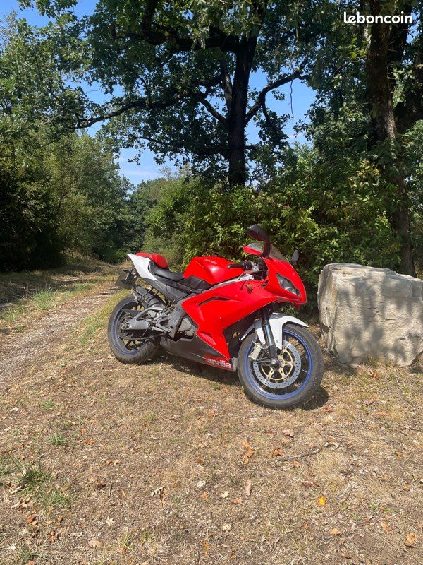 Aprilia rs 125 (image 1)