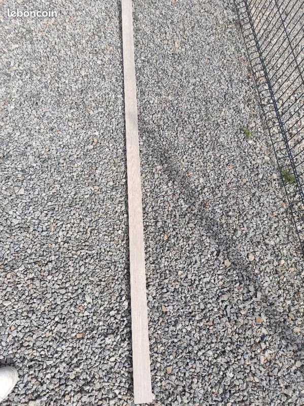 Plinthes en medium couleur bois clair (image 1)