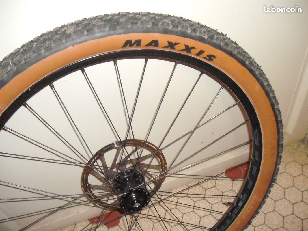 Roue avant vtt 29 pouces (image 3)