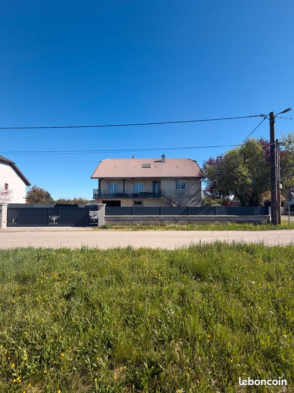Maison 7 pièces 130 m² · à Saint-Loup-sur-Semouse · 130 m² · 210 000 €