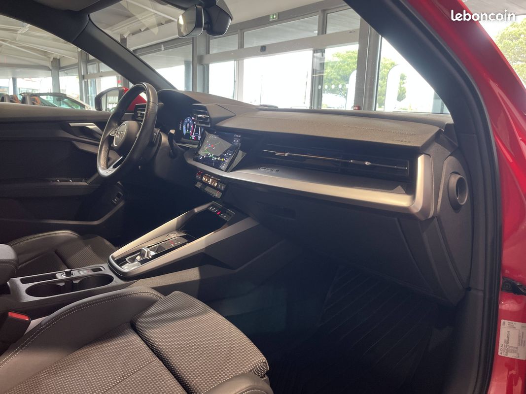 AUDI A3 Sportback 40 TDI 200 S tronic 7 Quattro S Line (image 20)