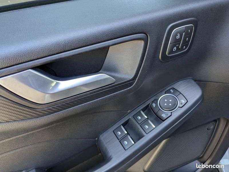 Ford Kuga 2.5 Duratec 243ch Hybride Rechargeable ST-Line X Powershift (image 9)