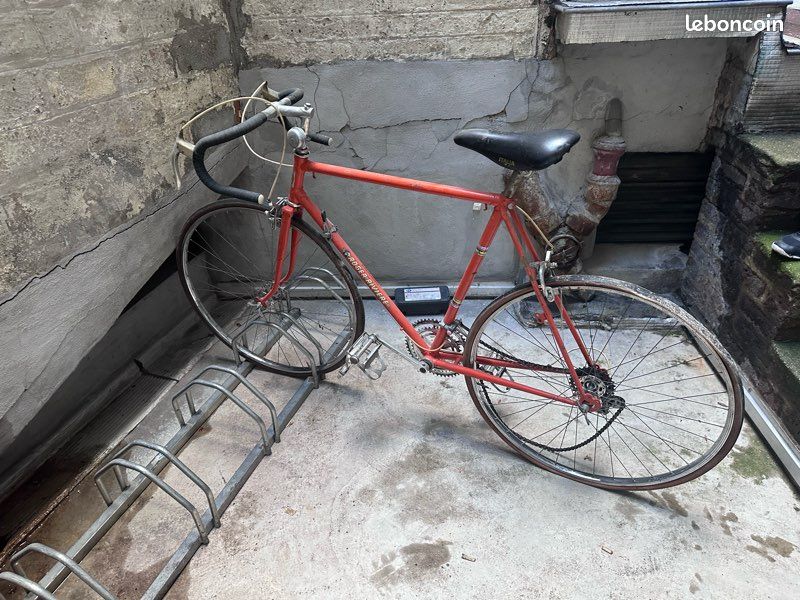 Vélo de ville vintage Roger Rivière (~1970) restauré, entièr