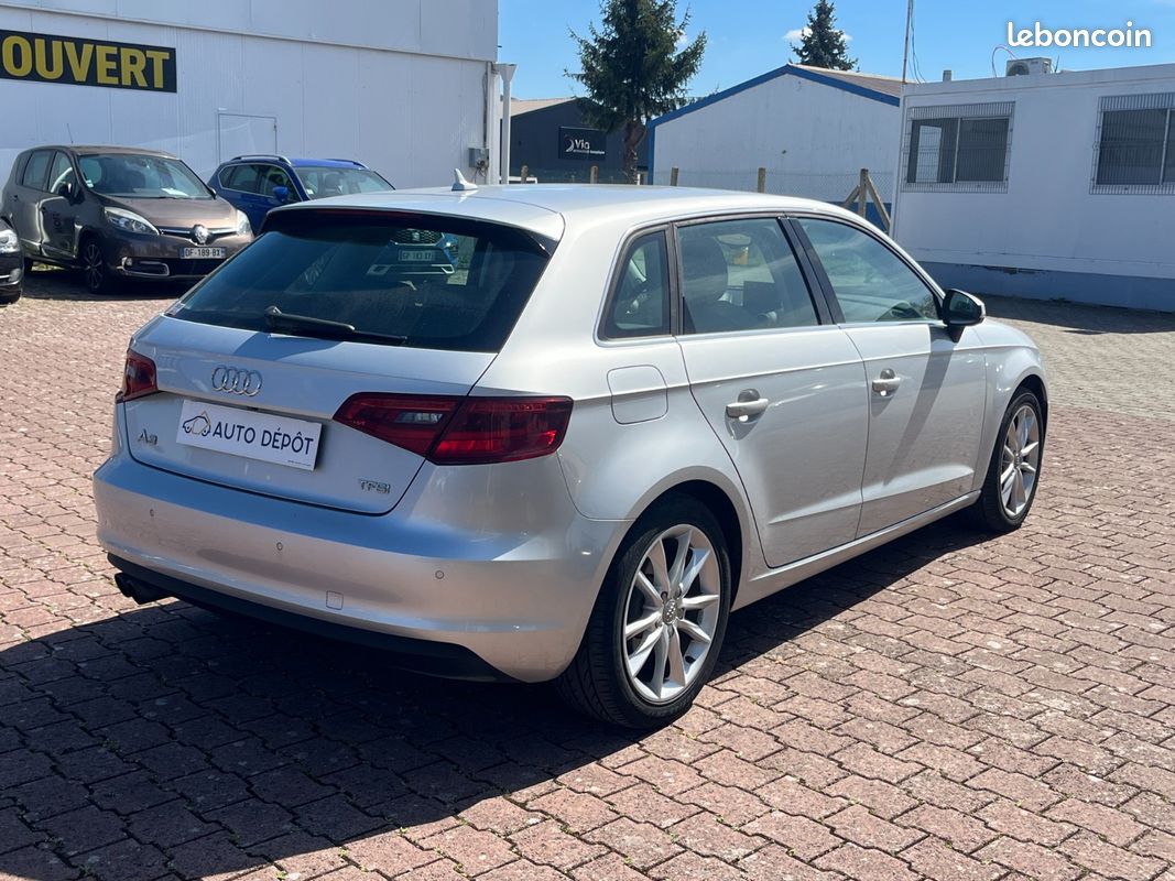 Audi A3 III SPORTBACK 1.8 TFSI 180 AMBITION LUXE S TRONIC 7 III SPORTBACK 1.8 TFSI 180 AMBITION LUXE S TRONIC 7 (image 4)