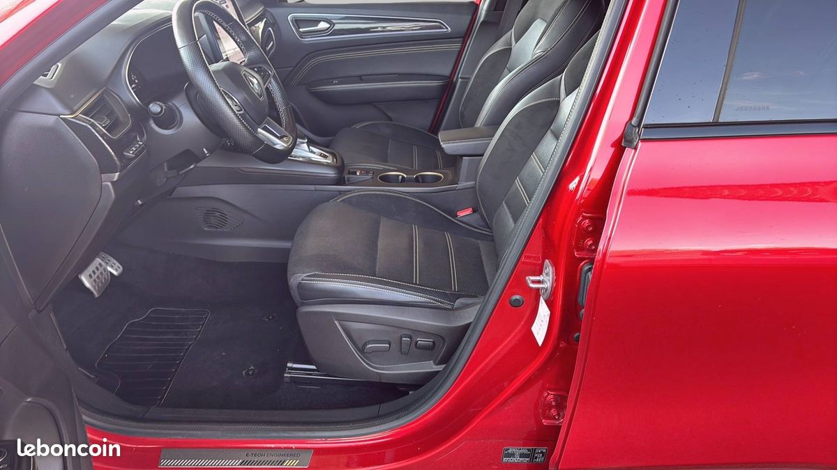 Renault arkana e tech hybride 145 22 engineered (image 12)