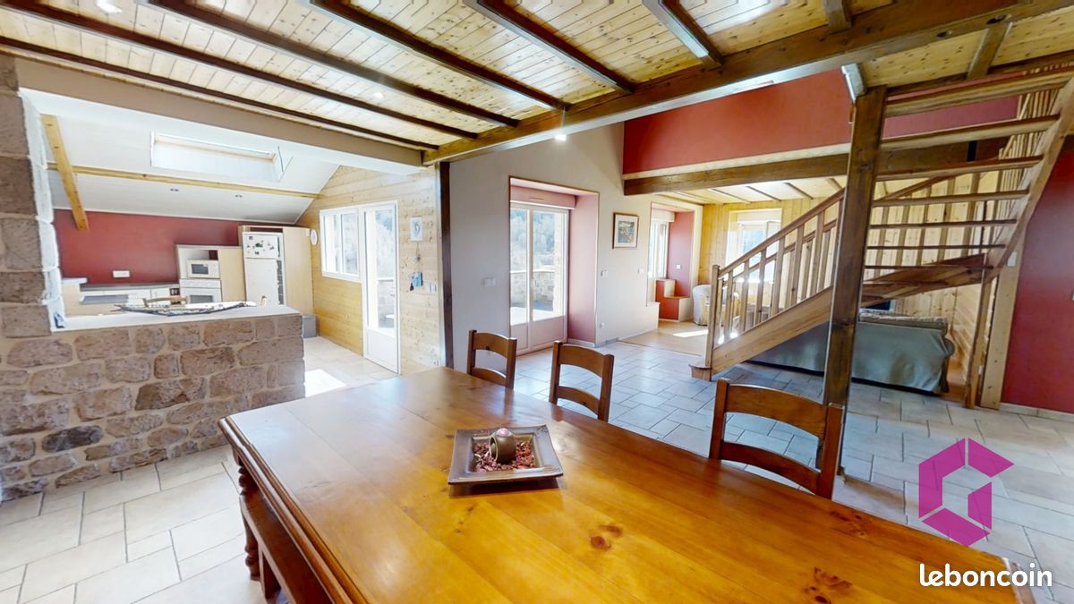Maison 5 pièces 150 m² · à Dunières · 150 m² · 229 000 €