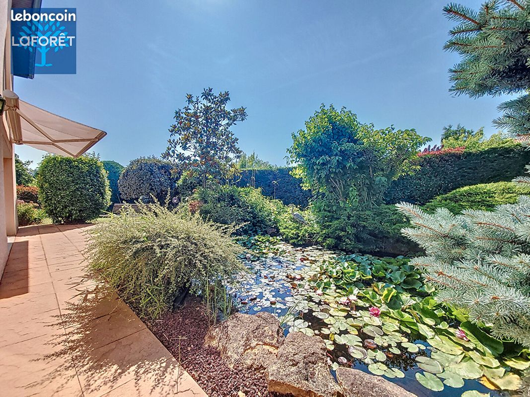 Maison 6 pièces 208 m² · à Charly · 208 m² · 750 000 €