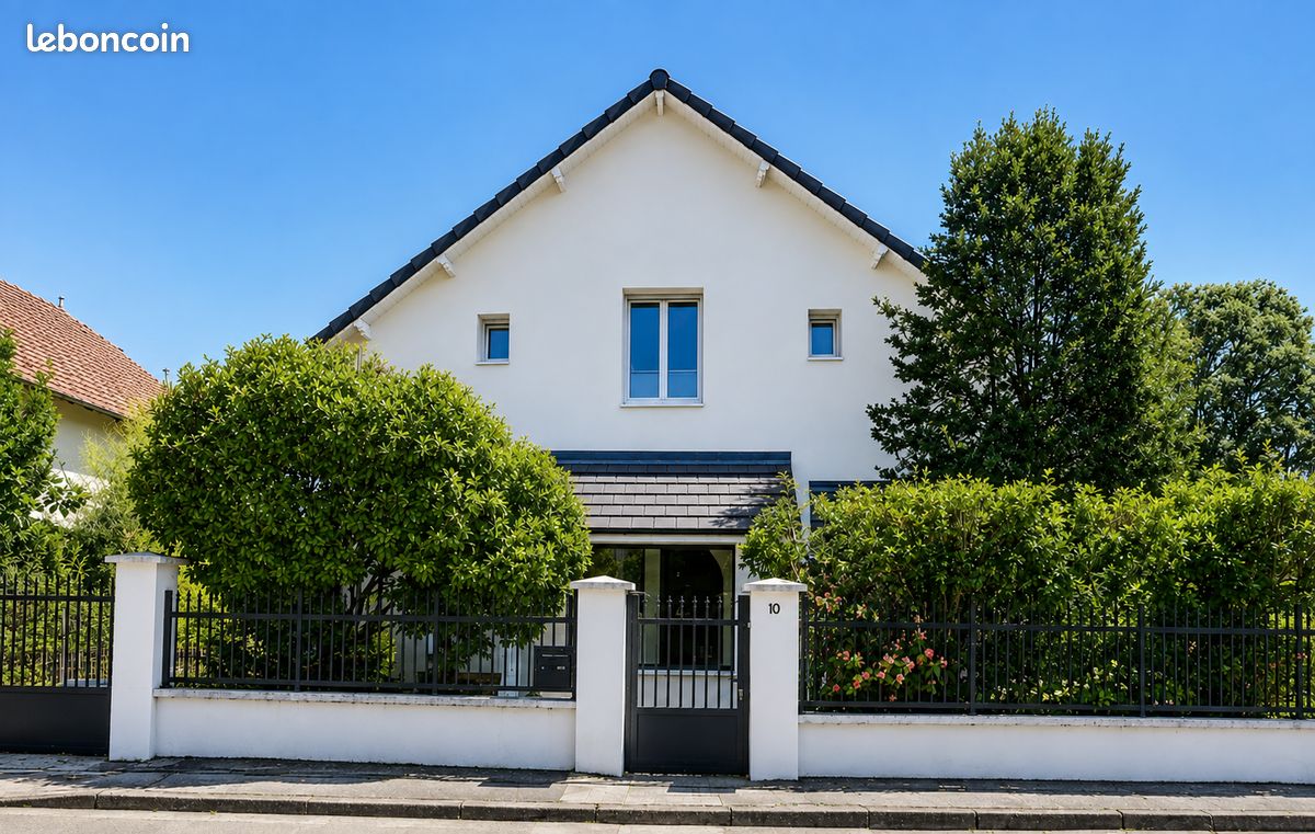 Maison 6 pièces 136 m² · à Besançon · 136 m² · 439 000 €