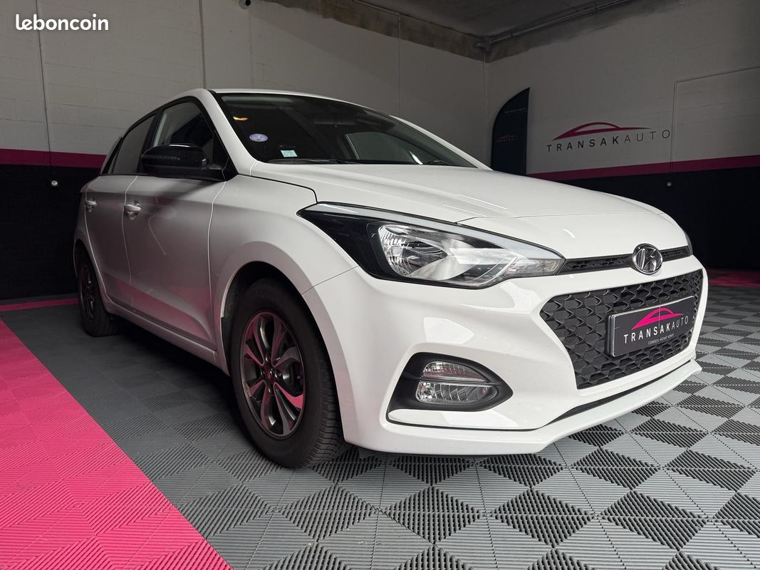 HYUNDAI i20 1.2 84 Intuitive (image 4)