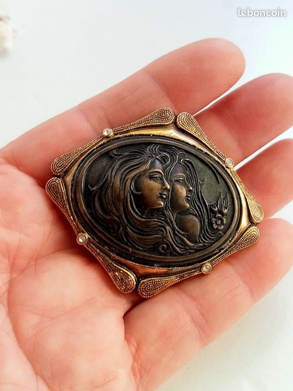 Broche Créateur Jacmarel En Bronze Et Strass - Style Victorien, Création France, Occasion