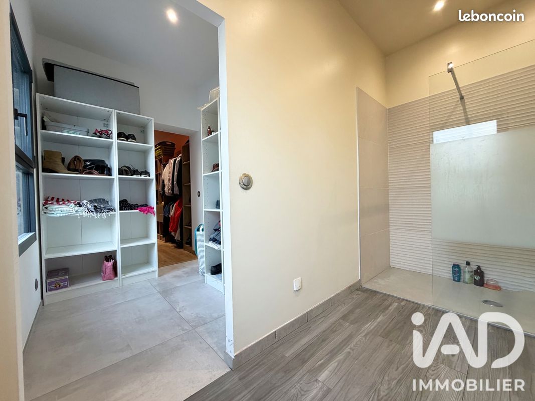 Villa 4 pièces 203 m² (image 19)
