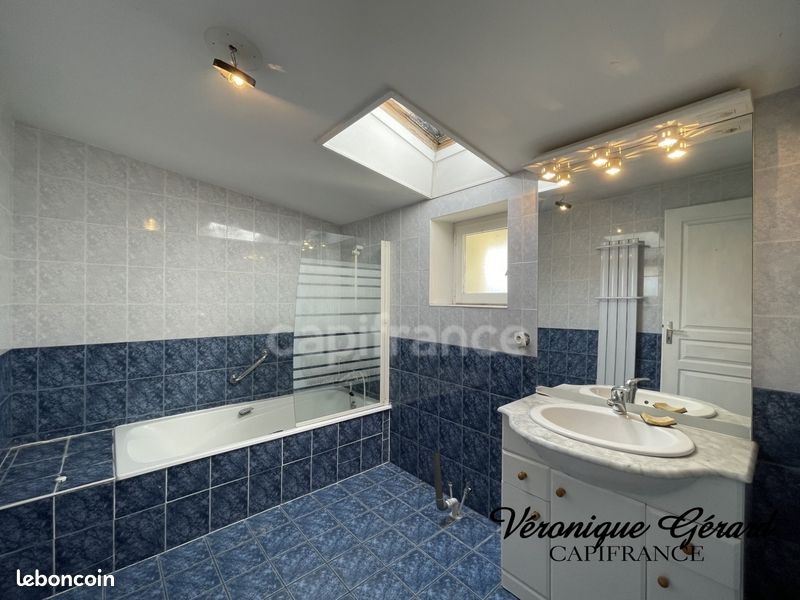 Maison 5 pièces 153 m² - Vélines 24230 (image principale 11)