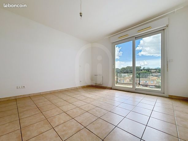 Studio 1 pièce 24 m²