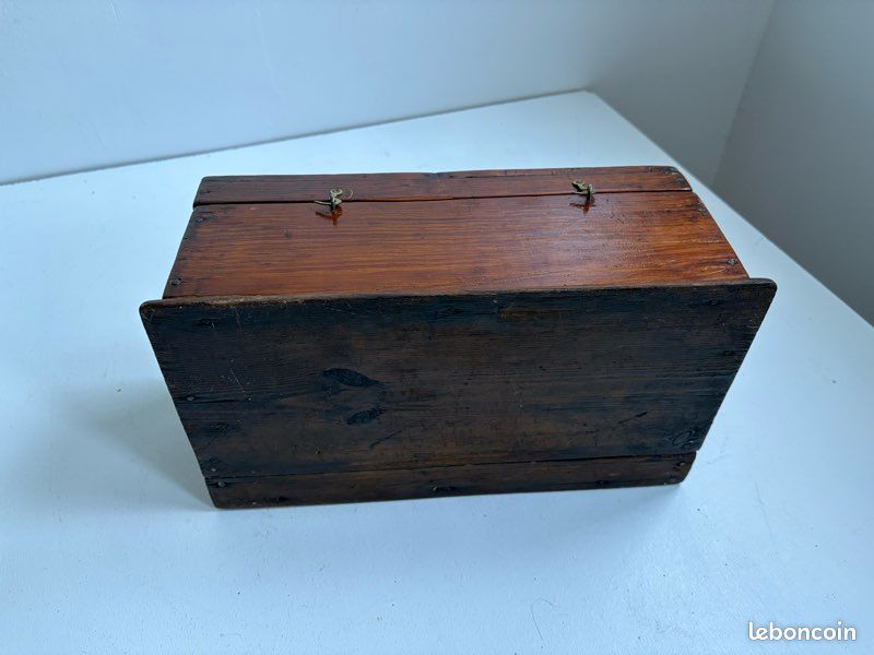 Boîte ancienne en bois (image 5)