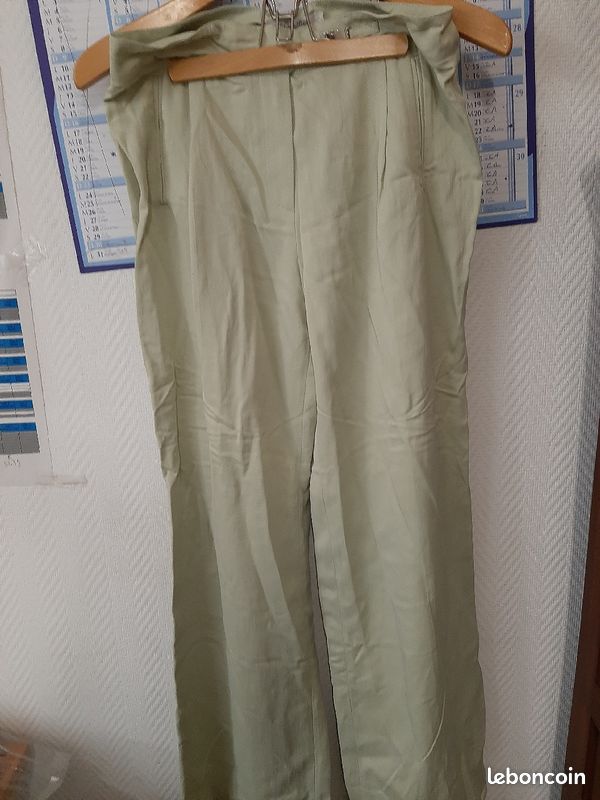 Un pantalon AMAZONE TAILLE 38 EN EXCELLENT ÉTAT COULEUR VERT (image 5)