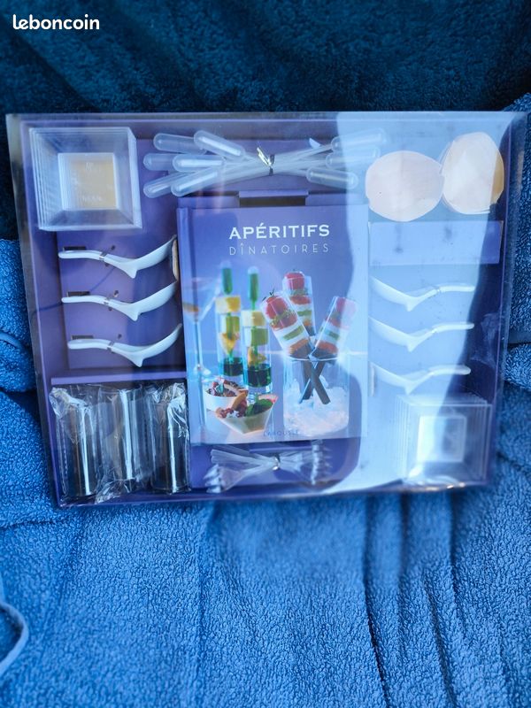 Coffret larousse apéro neuf (image 1)