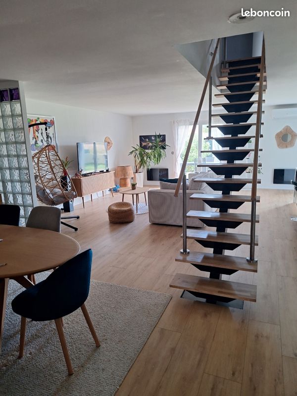 Maison 150 m² · à Bassens · 150 m² · 385 000 €