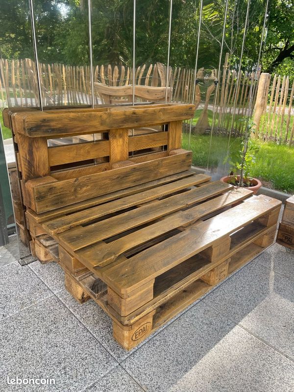 Salon de jardin en palettes (image 1)