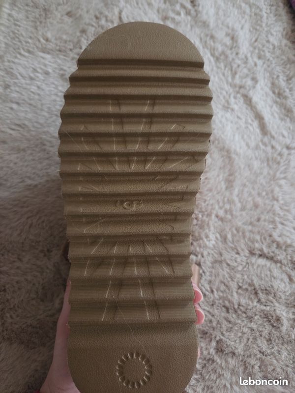 Ugg (image 7)
