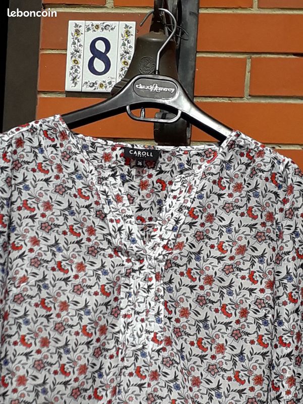Chemise Caroll Neuve taille 36 fleurie (image 4)