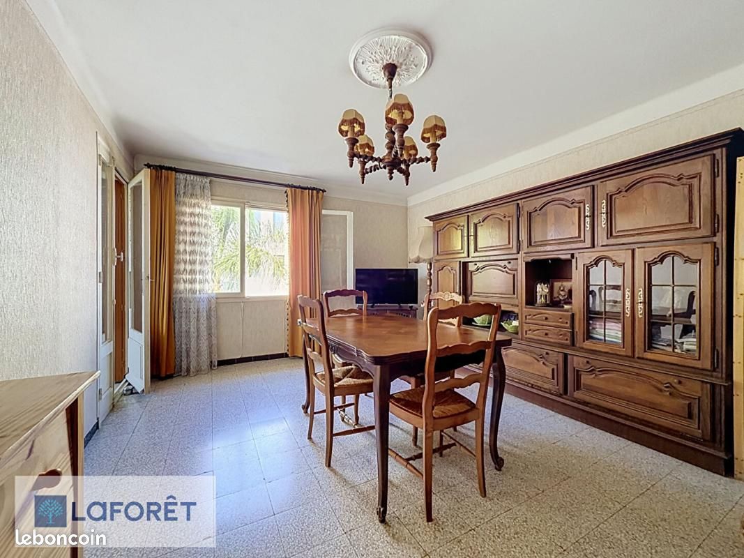 Appartement 3 pièces 64 m² · à Six-Fours-les-Plages · 64 m² · 285 000 €