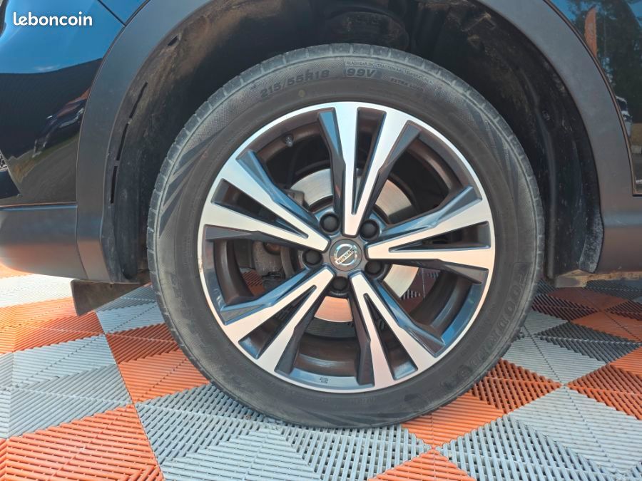 Nissan Qashqai 1.5 DCi 110 BVM6 N CONNECTA 360° TOIT Pano JA18 (image 14)