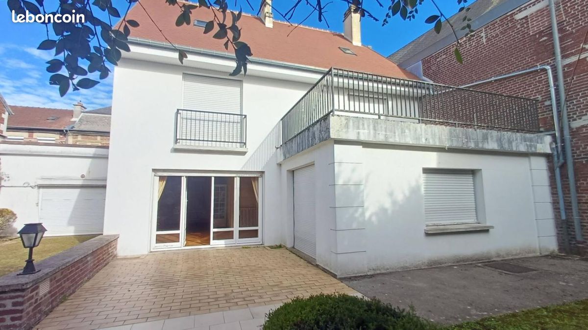 Maison 6 pièces 180 m² · à Noyon · 180 m² · 195 000 €