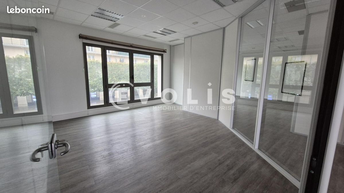 Bureaux 135 m² (image 11)