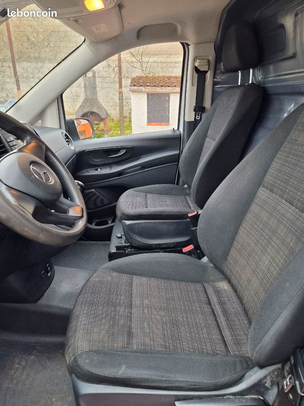 Mercedes vito 109 cdi mixto compact e6 2017 (image 11)