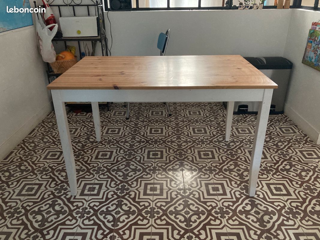 Table de salle à manger (image 1)