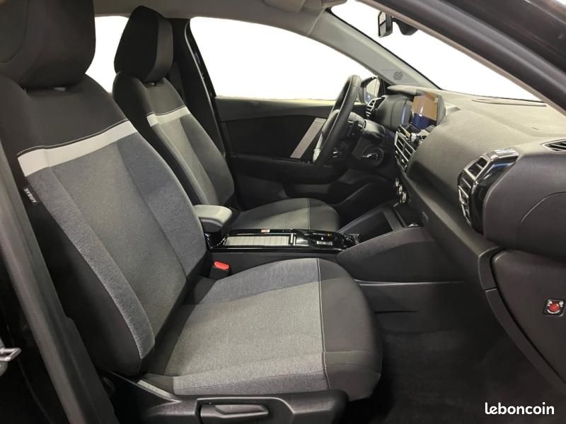 Citroen C4 Sté 1.5 BlueHDi 130ch Feel Nav Business R EAT8 (image 28)