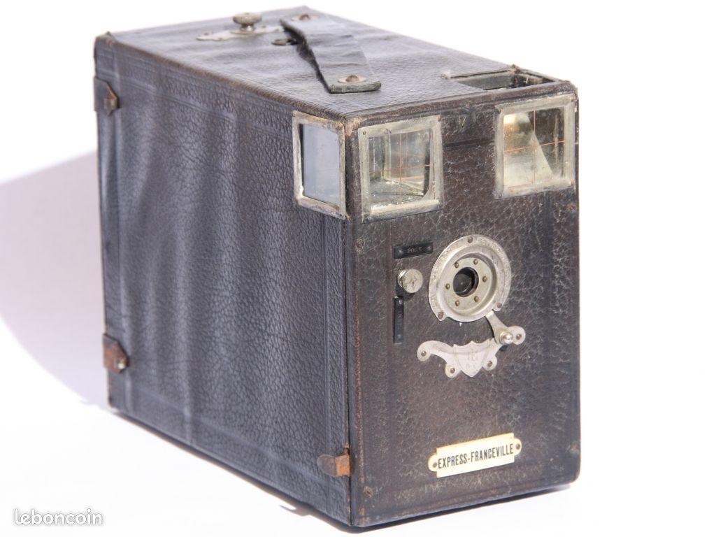 Ancien appareil photo camera BESSA VOIGTlÄNDER Germany 1:7,7 F=10,5 cm + boite e