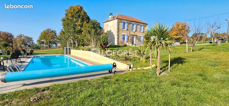 Maison 5 pièces 145 m²
