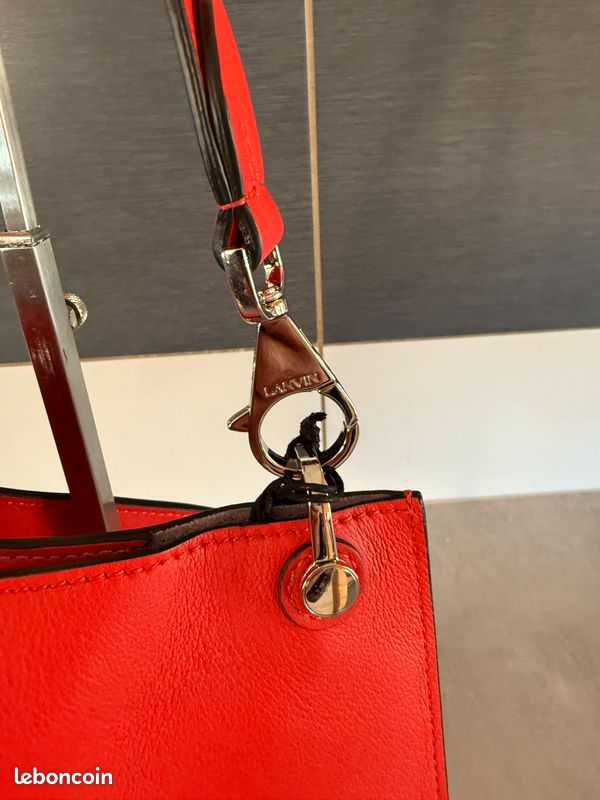 Sac Baguette Lanvin En Cuir Rouge Nacré Vintage Années 90 - Occasion | Sac Main Luxe Rétro
