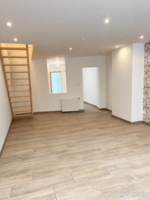 Maison 4 pièces 82 m² · à Calais · 82 m² · 820 €/mois