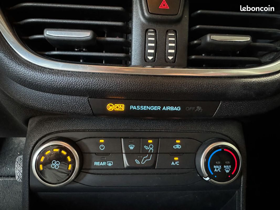 Ford FIESTA 1.0 ECOBOOST 100CH TREND 5P - APPLE CARPLAY / ATTELAGE / RADARS DE RECUL (image 32)