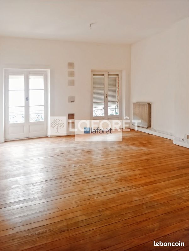 Appartement 3 pièces 95 m² · à Castelsarrasin · 95 m² · 675 €/mois