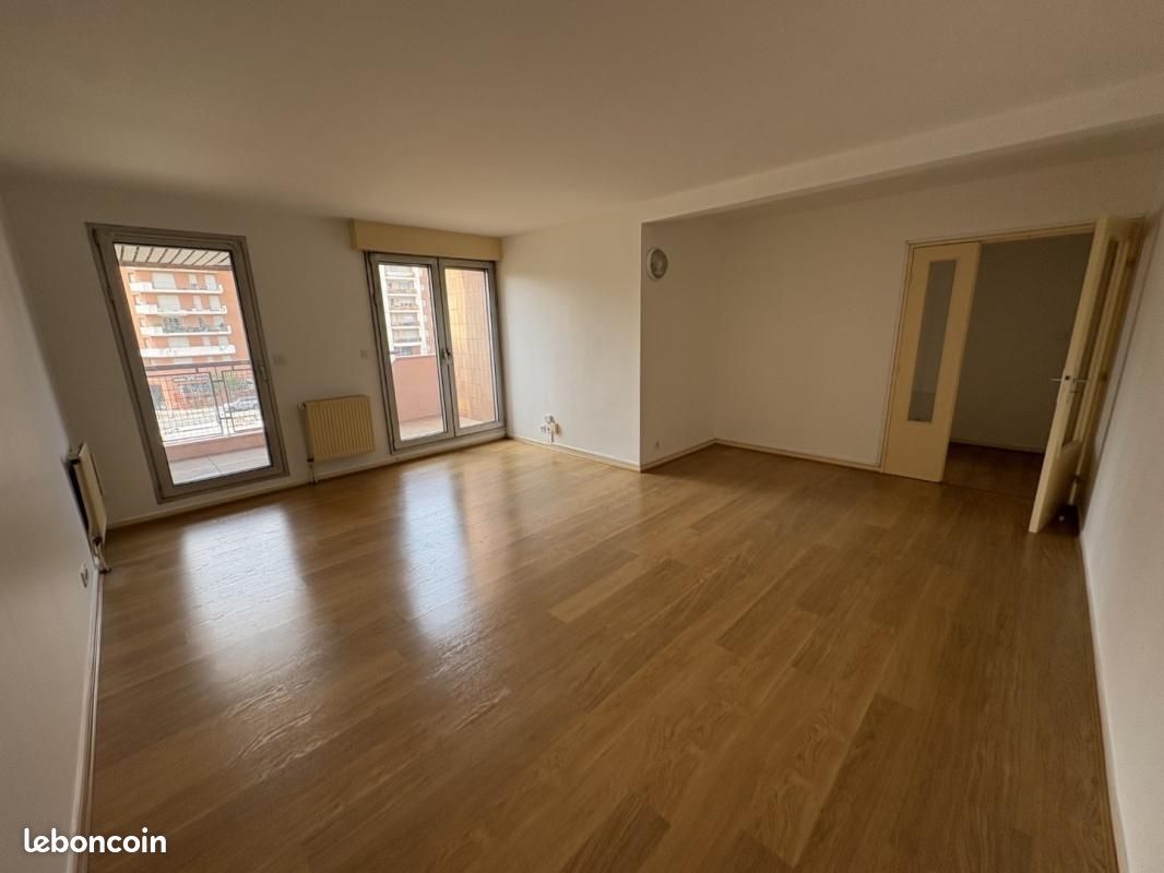 Appartement 3 pièces 75 m² · à Toulouse · 75 m² · 915 €