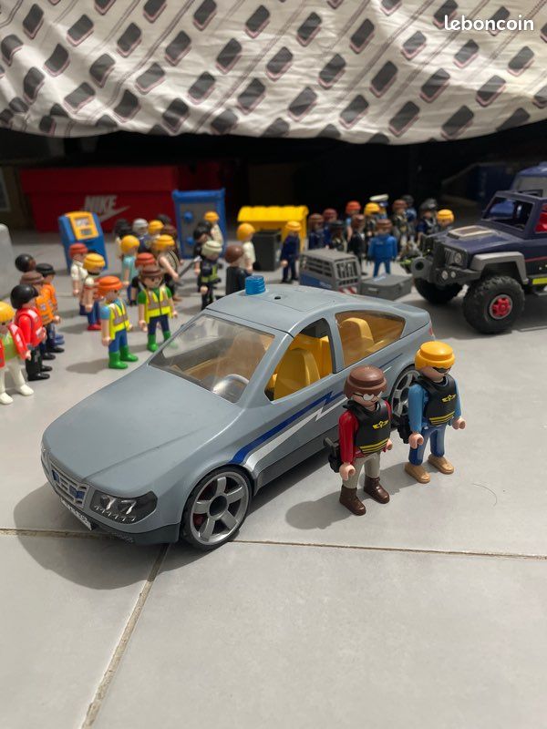 Lot de Playmobil (image 2)
