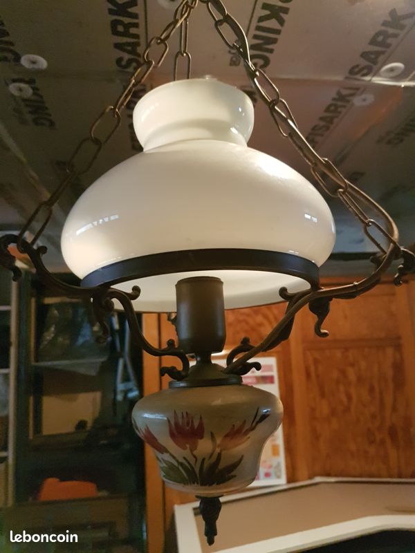 Lustre (image 1)