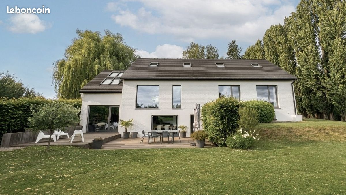 Maison 9 pièces 280 m² · à Fretin · 280 m² · 858 000 €