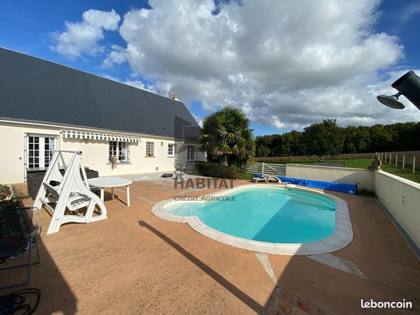 Propriété 5 pièces 144 m²