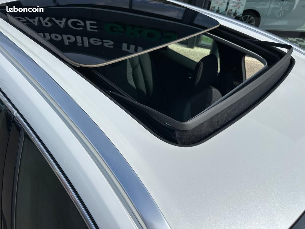 Volvo XC60 T6 AWD Hybride rechargeable 253 ch+145 ch Geartronic 8 Plus Style Chrome (image 29)