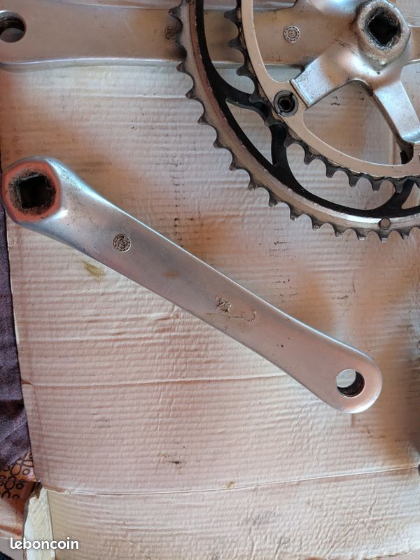 Rétro NOS NEUF Campagnolo Daytona manivelles argentées pédalier chaîne