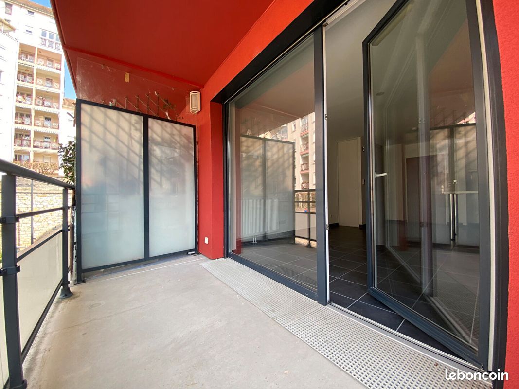 Appartement 1 pièce 37 m² · à Besançon · 37 m² · 560 €/mois