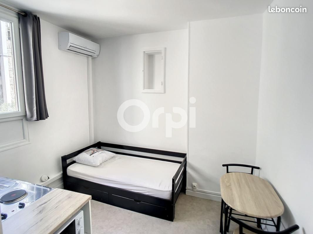 Appartement 1 pièce 13 m² · à Brive-la-Gaillarde · 13 m² · 305 €/mois