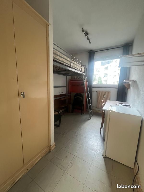 Appartement 1 pièce 9 m² · à Strasbourg · 9 m² · 375 €