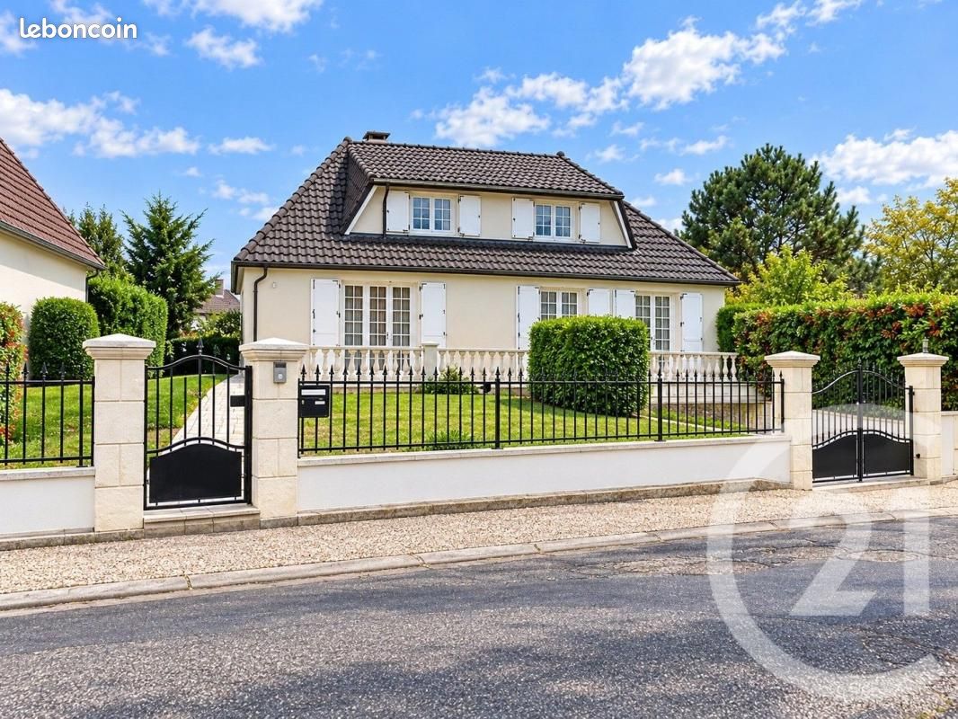 Maison 7 pièces 148 m² · à Heillecourt · 148 m² · 429 000 €