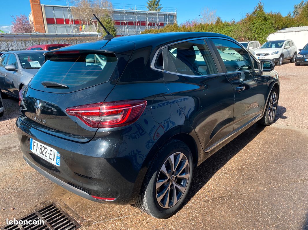 Renault clio v 1.3 tce 130ch fap intens edc boite automatique (image 2)